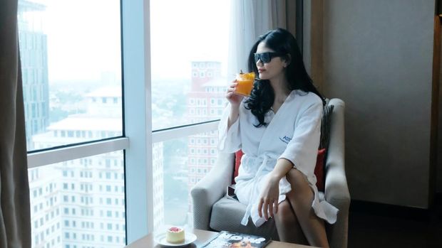 Ilustrasi tamu di ASTON Priority Simatupang.