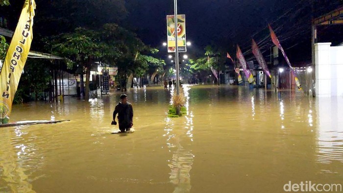 Banjir di Trenggalek Banjir di Trenggalek