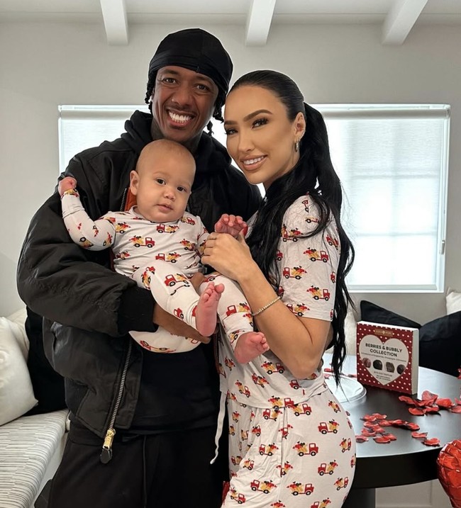 Model dan bintang reality show Selling Sunset, Bre Tiesi membahas hubungan terbukanya dengan presenter dan komedian Nick Cannon. Bre mengungkapkan dinamika unik dari hubungan mereka telah menghasilkan seorang anak bernama Legendary Love Cannon yang lahir pada Juli 2022. Foto: Instagram