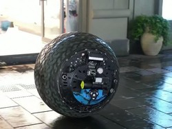 Video: Wujud Robot Canggih di China yang Bisa Bantu Patroli Polisi