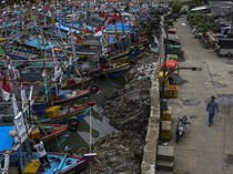 Nelayan Banten Libur Melaut gegara Gelombang Tinggi
