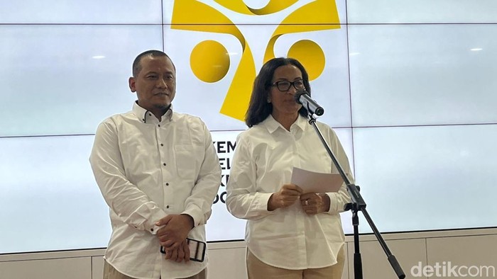 Direktur Penempatan Pemerintah Kawasan Asia dan Afrika, Seriulina Tarigan, dalam konferensi pers di kantor KemenP2MI, Jakarta, (Anggi/detikcom).