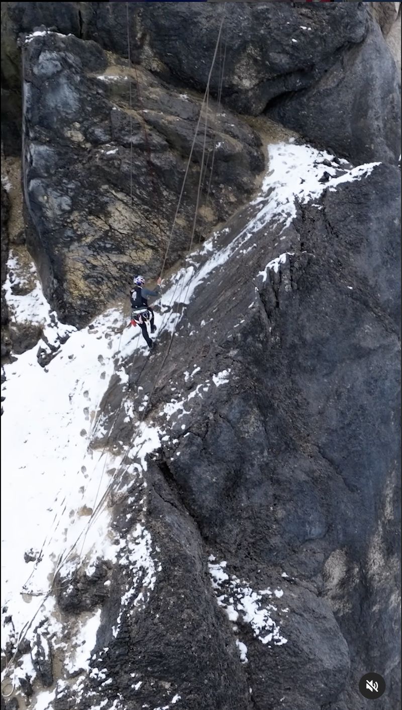 Fernanda Maciel di Puncak Carstensz