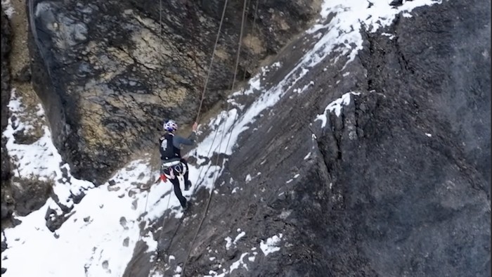 Fernanda Maciel di Puncak Carstensz