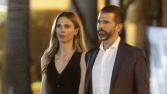 Donald Trump Jr Tunangan dengan Sosialita, Dari Skandal Ciuman hingga Lamaran