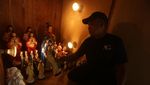 Jelang Natal, Pesanan Patung Yesus-Bunda Maria Meningkat