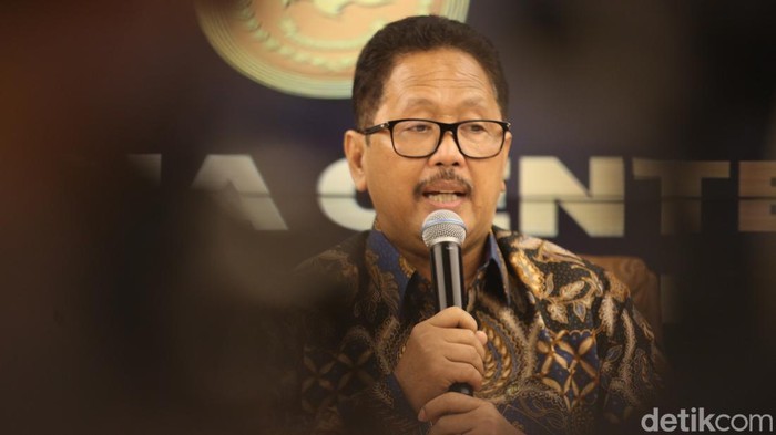 MA Tolak PK Para Terpidana Kasus Vina Cirebon Mahkamah Agung (MA) menolak permohonan peninjauan kembali (PK) delapan terpidana kasus pembunuhan Vina dan Eky di Cirebon, Jawa Barat. Hal itu disampaikan Jubir MA Agung Yanto.