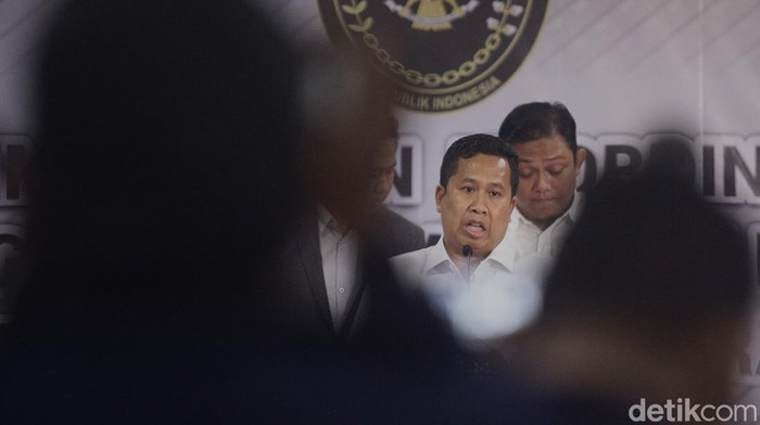 Kemenko Kumham Imipas memberikan penjelasan terkait pemulangan terpidana mati kasus penyelundupan narkoba, Mary Jane Veloso. Marry Jane akan dipulangkan 18 Desember.