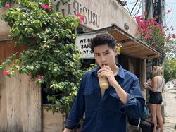Matthew Gilbert, Pacar Baru Nikita Mirzani yang Hobi Ngopi