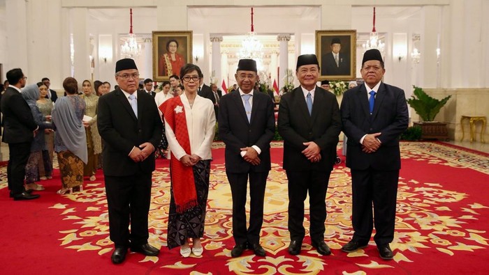 Presiden Prabowo Subianto resmi melantik pimpinan Komisi Pemberantasan Korupsi (KPK) dan Dewan Pengawas KPK periode 2024-2029, di Istana Kepresidenan Jakarta, Senin (16/12).