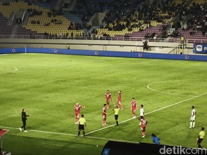 Sananta Kartu Merah, Persis Unggul 1-0 Atas PSBS Biak di Babak Pertama