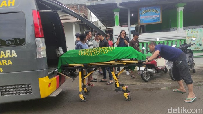 Pria di Sidoarjo ditemukan meninggal diduga korban pembunuhan.