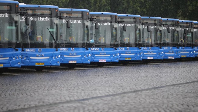 Wacana Kenaikan Tarif Transjakarta Tuai Penolakan Sana Sini