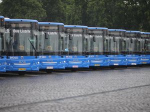 Video: Pramono Pasang Target 10 Ribu Bus Listrik Ngaspal di Jakarta pada 2030