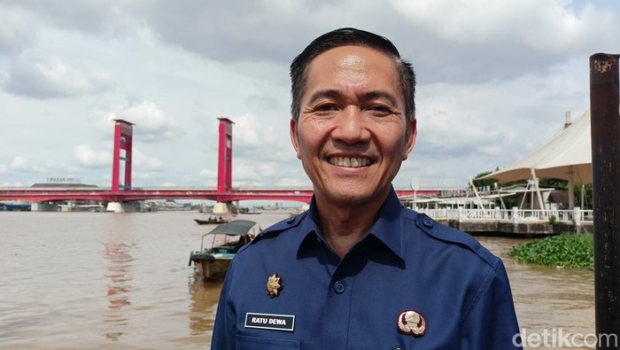 Wali Kota Palembang terpilih Ratu Dewa.