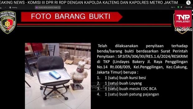Barang bukti kasus anak bos toko roti aniaya karyawati. (tangkapan layar YouTube).