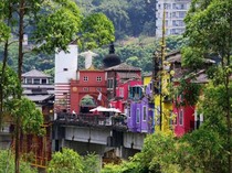 1.000 Warga China Tinggal di Jembatan yang Jadi Kampung Padat Penduduk