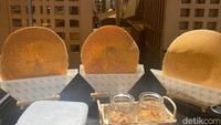 Senbei atau keripik seafood ala Jepang kini sudah bisa dicoba di Jakarta, tepatnya di restoran Sushi Tei cabang Mall Pacific Place. Foto: Detikcom / Atiqa Rana