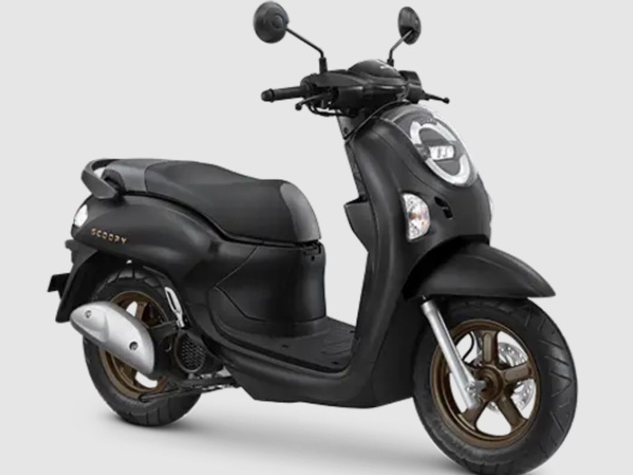 Honda Scoopy Prestige hitam.
