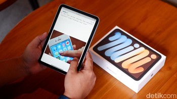 iPad Mini memikat banyak pengguna dan telah dibuat untuk Apple Intelligence, yang menghadirkan beragam fitur cerdas baru yang andal, personal, dan privat Dengan chip A17 Pro yang andal, konektivitas yang lebih cepat, dan dukungan untuk Apple Pencil Pro,iPad mini baru menghadirkan pengalamaniPad seutuhnya dalam desain paling portabel dan harga luar biasa hemat, ujar Bob Borchers, Vice President of Product Marketing Apple Foto: Adi Fida Rahman/detikINET