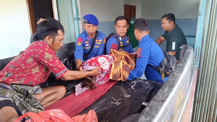 IRT di Bangka Barat tewas tergulung ombak saat cari timah.