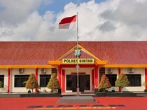 Berstatus Tersangka Kasus PMI Ilegal, Oknum Polisi Polres Bintan Masih Bertugas