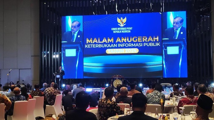 Malam anugerah keterbukaan informasi publik