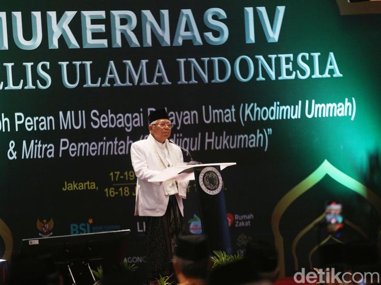 Momen Maruf Amin Buka Mukernas IV MUI