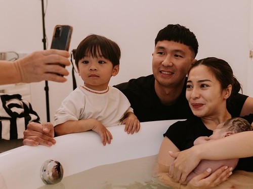 Nikita Willy Melahirkan Anak Kedua