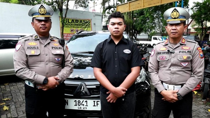 Pajero ugal-ugalan di Kota Malang