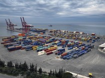 Pelabuhan Latakia Suriah Kembali Beroperasi Setelah Hancur Dibom Israel