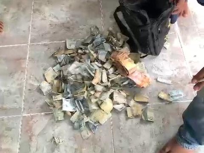 pencurian kotak amal di Bojonegoro