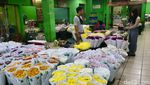 Penjual Bunga Rawa Belong Makin Cuan Jelang Natal