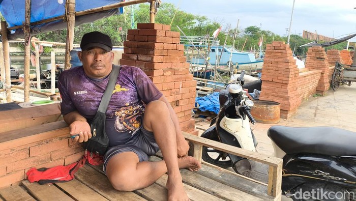 Rizal nelayan Cirebon.