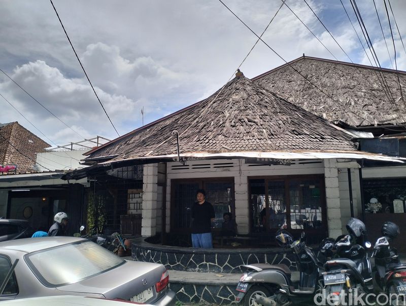 Rumah Musik Harry Roesli.
