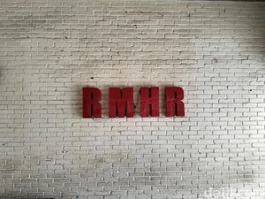 Habiskan Puluhan Juta buat Perawatan, Rumah Harry Roesli Sempat Disewakan