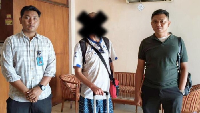 Seorang WNA asal Denmark inisial VRP ditangkap petugas Kantor Imigrasi Kelas I TPI Banda Aceh karena melebihi izin tinggal (overstay). (Foto: dok Imigrasi Banda Aceh).