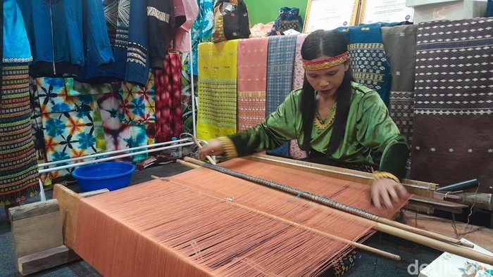 Tenun Manggarai
