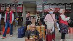 Foto: Aktivitas Terminal Kalideres Jakarta Jelang Libur Nataru