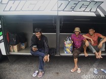 Foto: Aktivitas Terminal Kalideres Jakarta Jelang Libur Nataru
