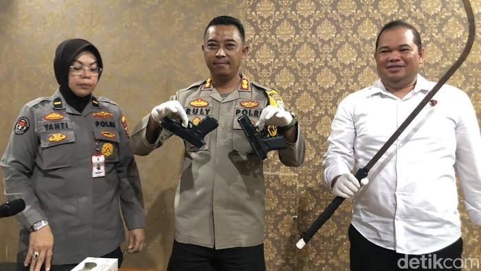 Barang bukti yang diamankan petugas. (Foto: dok. M. Afdal Afrianto/detikSumut).