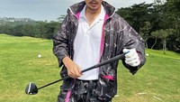 Menjadi aktor sejak kecil, Bio One khatam dengan segala tantangan di dunia peran. Demi karir yang cemerlang dan hasil yang maksimal, segala peran harus dikuasainya mendalam. Foto: Instagram/bojvoyej