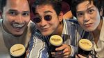 Bio One Rajin Hangout Sambil Ngopi Bersama Sahabatnya