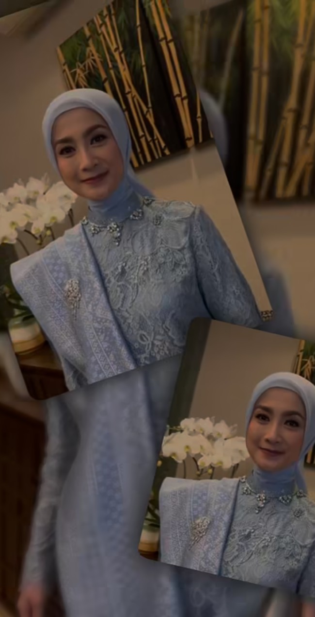 Mempermanis tampilannya, artis senior itu juga menambahkan bros pada kain songket yang dikenakannya. Kebaya yang dikenakan Desy itu tampak simpel namun tetap elegan dengan dihiasi payet silver. Foto: Instagram/@desyratnasariterdepan