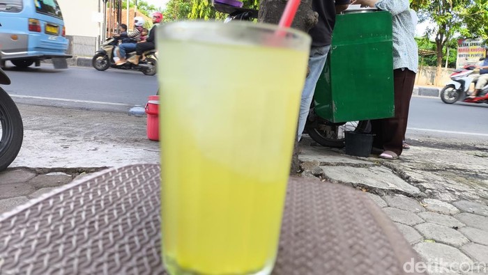 Es Tape Bakung Krucuk Khas Cirebon