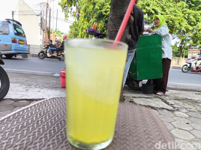 Es Tape Bakung Krucuk Khas Cirebon