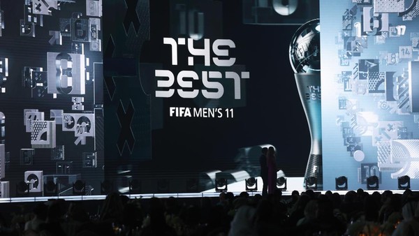 Best XI FIFA 2025: PSG Mendominasi