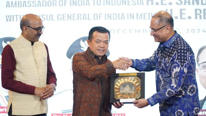 Gubernur Jambi Al Haris bersama Dubes India