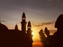 Bacaan Doa Jumat Pertama Bulan Rajab dan Waktu Membacanya yang Mustajab