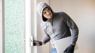 Aksi Bobol Bank: Tembok Dibor, Duit Rp 1,7 Triliun Raib